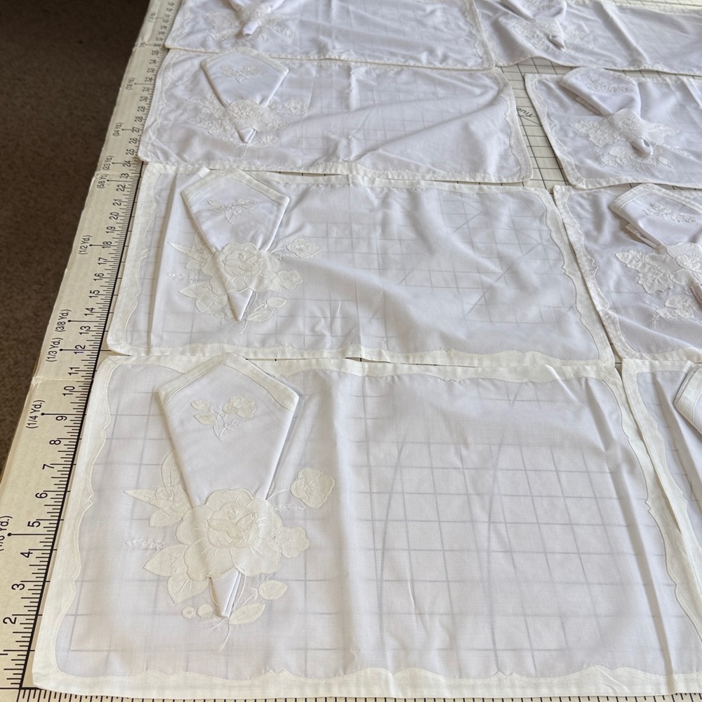 White Embroidered Table Linen - Picture 4 of 11